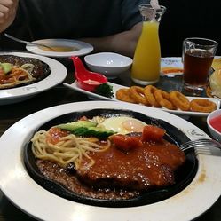 豪味来牛排(惠润广场店)